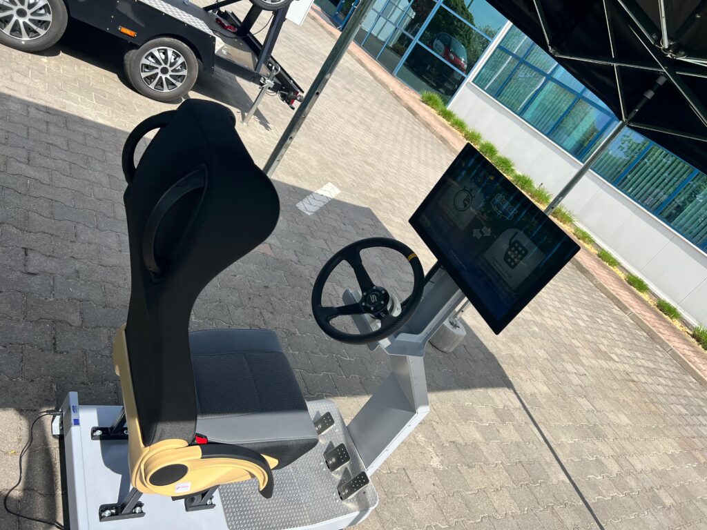 Symulator czasu reakcji na parkingu